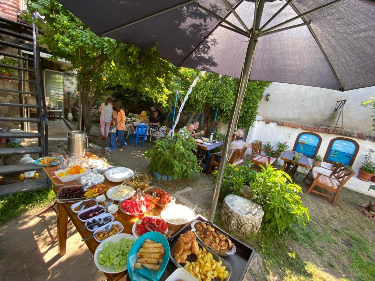 ברגאמה Pergamon Pension מראה חיצוני תמונה